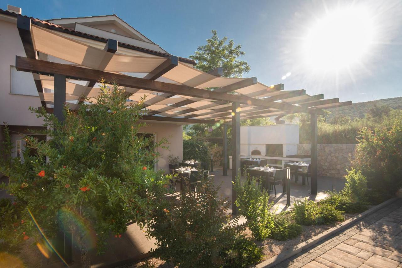 B&B Villa Maris Punat Exterior photo